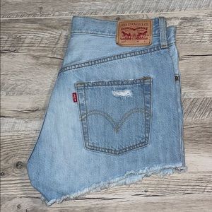 Vintage 501 Levi Shorts!